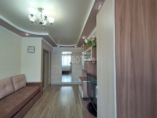 Продам однокомнатную (1-комн.) квартиру, Объездная ул, 18Ак8, Горячий Ключ г