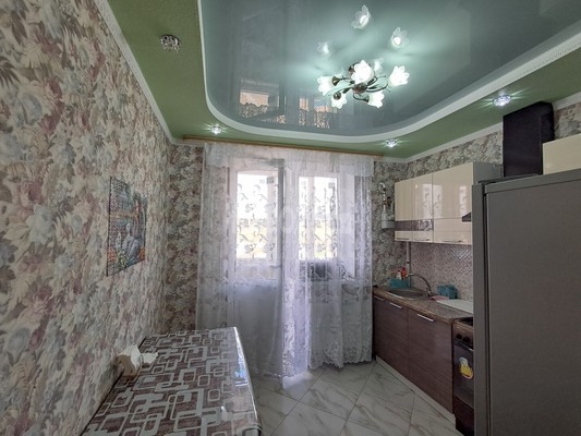 Продам однокомнатную (1-комн.) квартиру, Объездная ул, 18Ак8, Горячий Ключ г