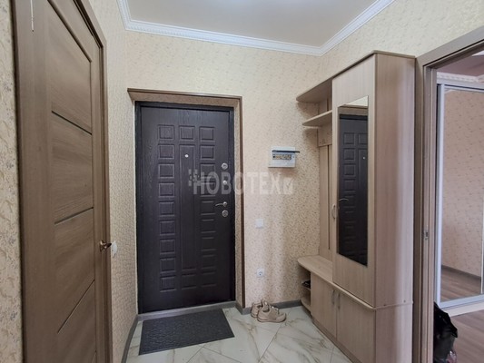 Продам однокомнатную (1-комн.) квартиру, Объездная ул, 18Ак8, Горячий Ключ г