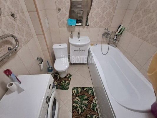 Продам однокомнатную (1-комн.) квартиру, Объездная ул, 18Ак8, Горячий Ключ г