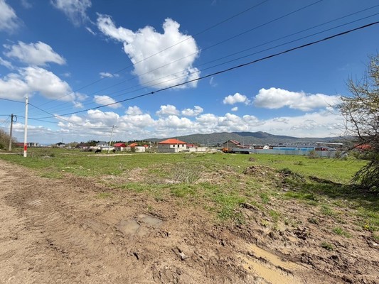 Продам участок 10 соток, ИЖС, Биттирова ул, Белая Речка с, 0 км от города