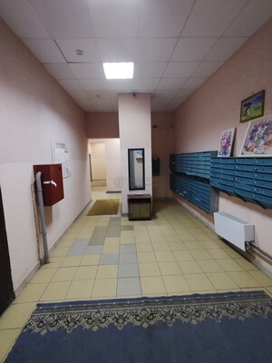 Продам однокомнатную (1-комн.) квартиру, Брусилова ул, 37к1, Москва г