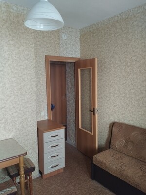 Продам однокомнатную (1-комн.) квартиру, Брусилова ул, 37к1, Москва г