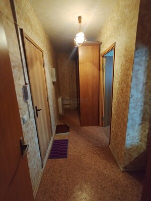 Продам однокомнатную (1-комн.) квартиру, Брусилова ул, 37к1, Москва г