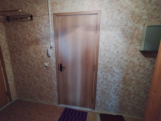 Продам однокомнатную (1-комн.) квартиру, Брусилова ул, 37к1, Москва г