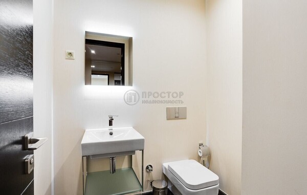 Продам двухкомнатную (2-комн.) квартиру, 1-й Красногвардейский проезд, 21с2, Москва г