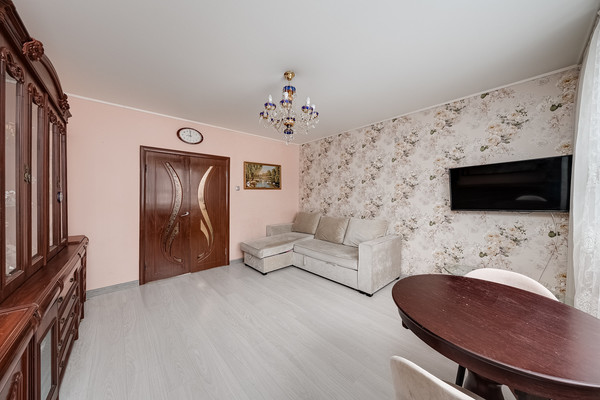 Продам многокомнатную квартиру, Гарибальди ул, 10к6, Москва г