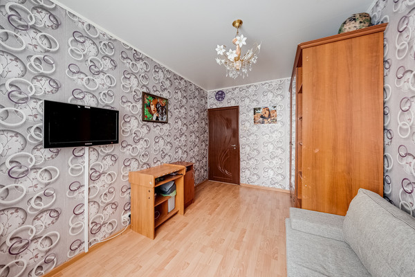 Продам многокомнатную квартиру, Гарибальди ул, 10к6, Москва г