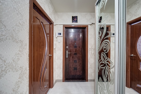 Продам многокомнатную квартиру, Гарибальди ул, 10к6, Москва г