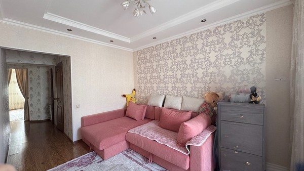 Продам двухкомнатную (2-комн.) квартиру, Байсултанова ул, 35кв, Нальчик г