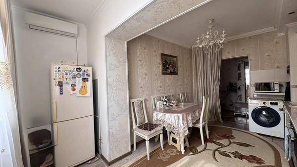 Продам двухкомнатную (2-комн.) квартиру, Байсултанова ул, 35кв, Нальчик г