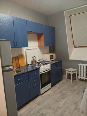 Продам двухкомнатную (2-комн.) квартиру, Болотова ул, 12к4, Алексин г