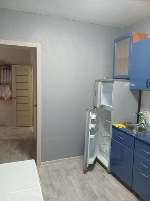 Продам двухкомнатную (2-комн.) квартиру, Болотова ул, 12к4, Алексин г