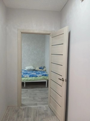 Продам двухкомнатную (2-комн.) квартиру, Болотова ул, 12к4, Алексин г