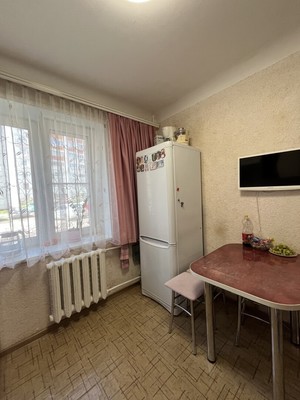 Продам двухкомнатную (2-комн.) квартиру, Ленинский пр-кт, 115, Воронеж г