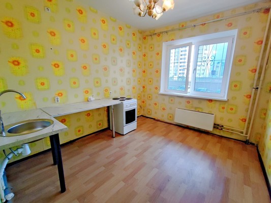 Продам однокомнатную (1-комн.) квартиру, Ленинский пр-кт, 57к1, Санкт-Петербург г
