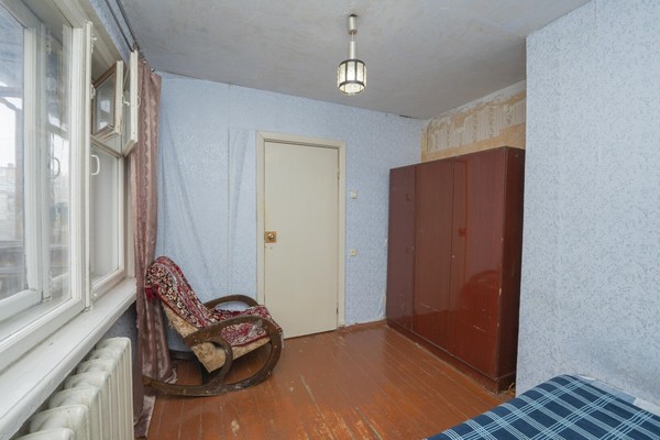 Продам трехкомнатную (3-комн.) квартиру, Голева ул, 3, Пермь г