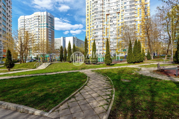 Продам однокомнатную (1-комн.) квартиру, Лобачевского ул, 28, Москва г