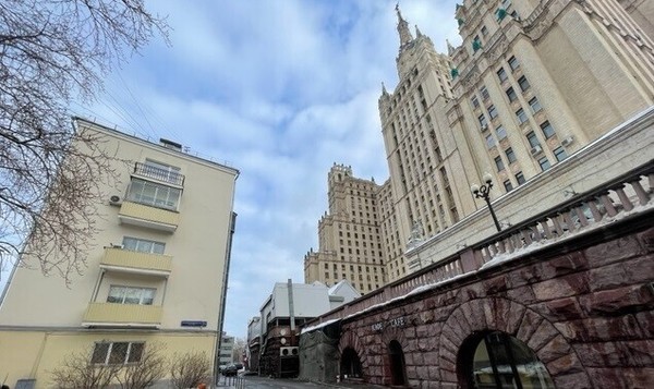 Продам трехкомнатную (3-комн.) квартиру, Козихинский Б. пер, 27А, Москва г