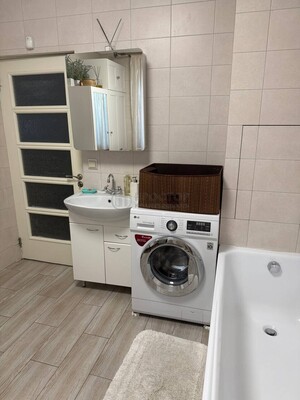 Продам многокомнатную квартиру, Лермонтовский пр-кт, 6, Москва г