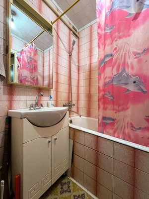 Продам однокомнатную (1-комн.) квартиру, Димитрова ул, 9, Майкоп г