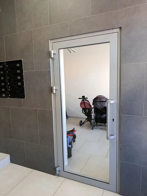 Продам однокомнатную (1-комн.) квартиру, Никанорова ул, 4в, Симферополь г