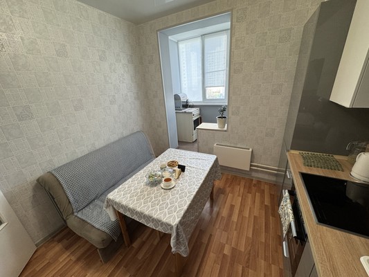 Продам двухкомнатную (2-комн.) квартиру, Юбилейная ул, 7кА, Подольск г