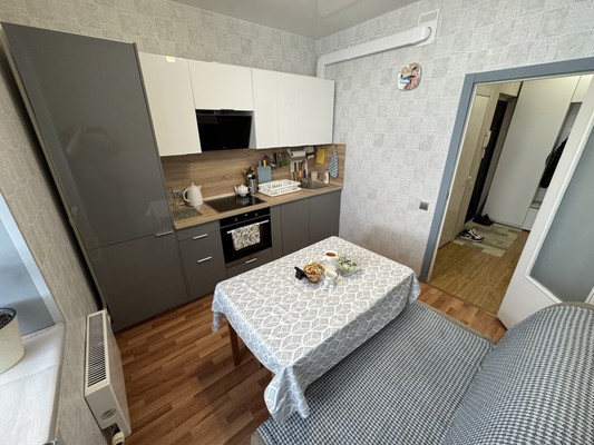 Продам двухкомнатную (2-комн.) квартиру, Юбилейная ул, 7кА, Подольск г