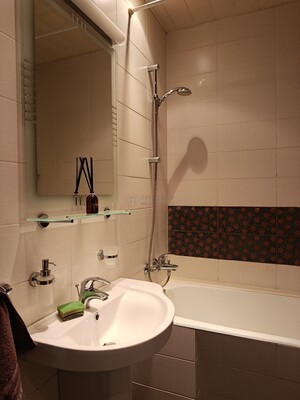 Продам многокомнатную квартиру, Беловежская ул, 17к2, Москва г