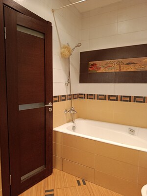 Продам многокомнатную квартиру, Беловежская ул, 17к2, Москва г