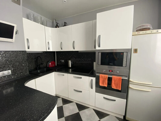 Продам двухкомнатную (2-комн.) квартиру, Енисейская ул, 34, Москва г