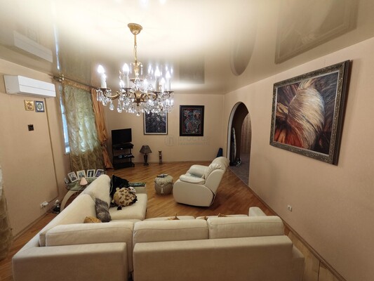 Продам трехкомнатную (3-комн.) квартиру, Южнобутовская ул, 69, Москва г