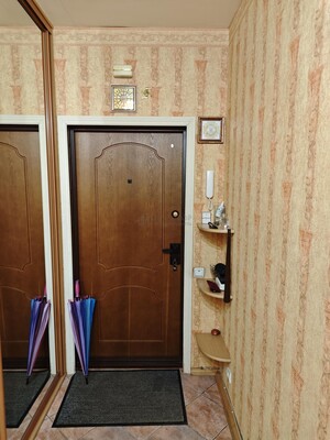 Продам трехкомнатную (3-комн.) квартиру, Южнобутовская ул, 69, Москва г