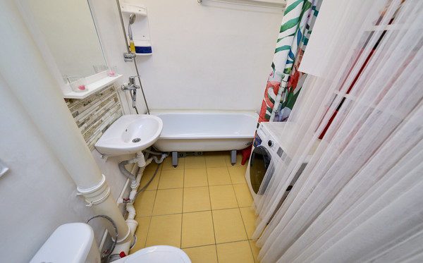 Продам однокомнатную (1-комн.) квартиру, Фёдора Абрамова ул, 15А, Парголово п