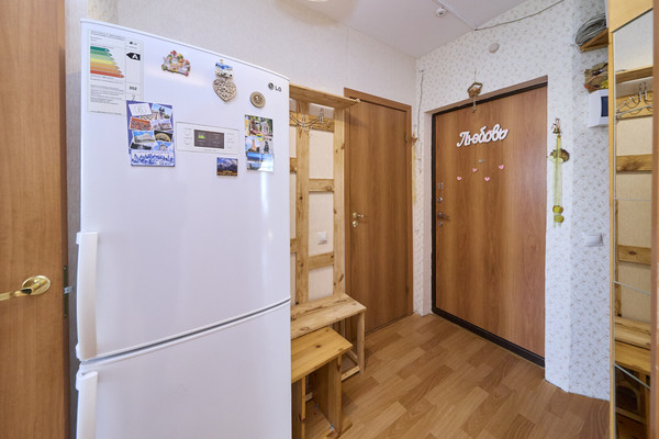 Продам однокомнатную (1-комн.) квартиру, Фёдора Абрамова ул, 15А, Парголово п