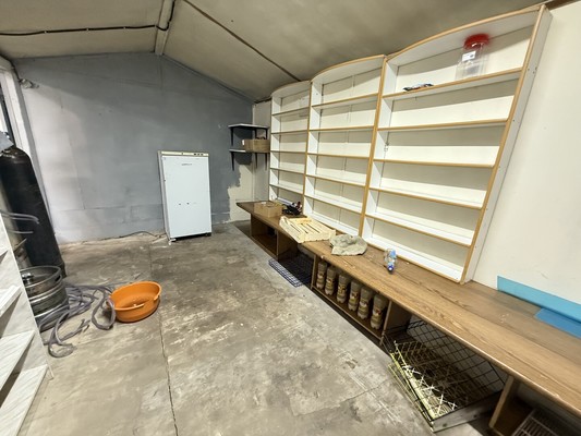 Продам торговое помещение 70 м2, Центральная ул, 15а, Хреновое с