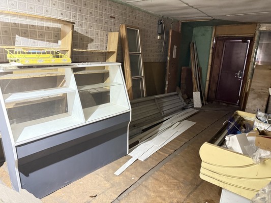 Продам торговое помещение 70 м2, Центральная ул, 15а, Хреновое с