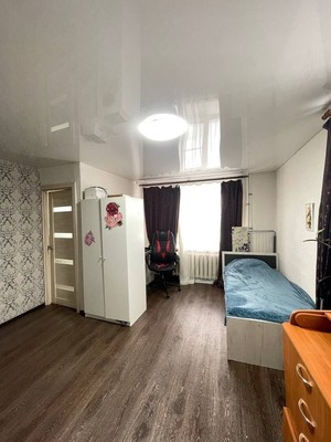 Продам однокомнатную (1-комн.) квартиру, Шаронова ул, 13ка, Ишим г