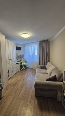 Продам однокомнатную (1-комн.) квартиру, Автозаводская ул, 30, Пермь г