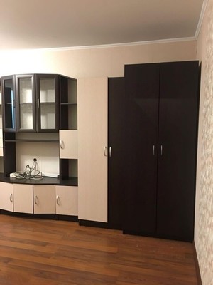 Продам трехкомнатную (3-комн.) квартиру, Подмосковная ул, 19, Островцы д