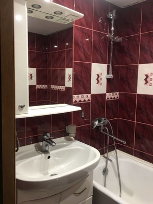 Продам трехкомнатную (3-комн.) квартиру, Подмосковная ул, 19, Островцы д