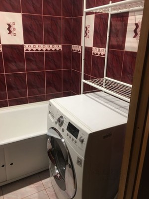 Продам трехкомнатную (3-комн.) квартиру, Подмосковная ул, 19, Островцы д