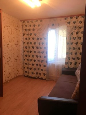 Продам трехкомнатную (3-комн.) квартиру, Подмосковная ул, 19, Островцы д