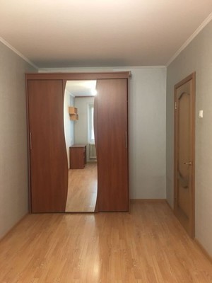 Продам трехкомнатную (3-комн.) квартиру, Подмосковная ул, 19, Островцы д