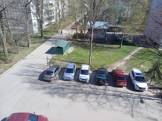 Продам трехкомнатную (3-комн.) квартиру, Новолучанская ул, 14, Великий Новгород г