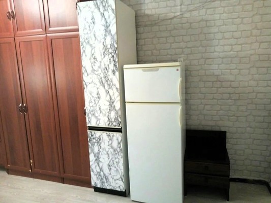 Продам комнату в 9-комн. квартире, Бонч-Бруевича ул, 1Б, Санкт-Петербург г