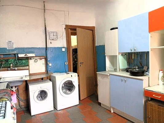 Продам комнату в 9-комн. квартире, Бонч-Бруевича ул, 1Б, Санкт-Петербург г