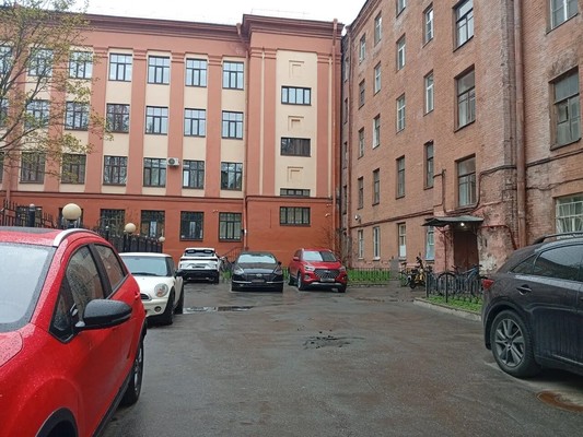 Продам комнату в 9-комн. квартире, Бонч-Бруевича ул, 1Б, Санкт-Петербург г