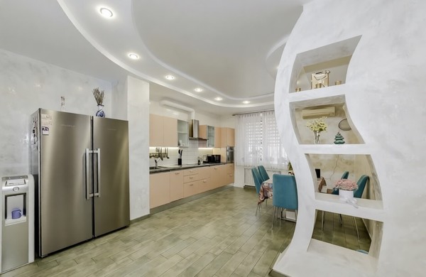 Продам трехкомнатную (3-комн.) квартиру, им. Дзержинского ул, 8/2, Краснодар г