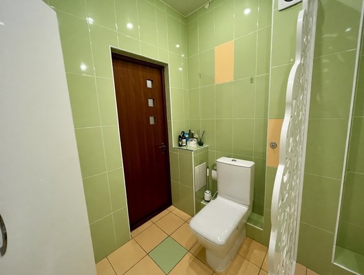 Продам трехкомнатную (3-комн.) квартиру, им. Дзержинского ул, 8/2, Краснодар г